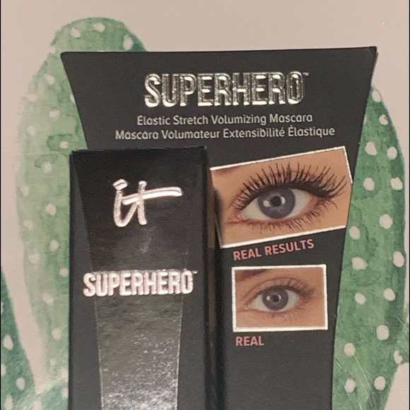 💥2 for $20💥IT Cosmetics SUPERHERO mascara 🔥 - Picture 2 of 3